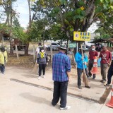 เทศบาลตำบลแม่อายร่วมกับภาคประชาชน จัดโครงการพัฒนาถนนในซอยเพื่อปรับปรุงภูมิทัศน์และสิ่งแวดล้อม พร้อมทั้งทาสีเส้นจราจร